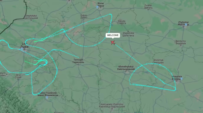 Фото: скріншот Flightradar24 quqiuiqdeihezrz